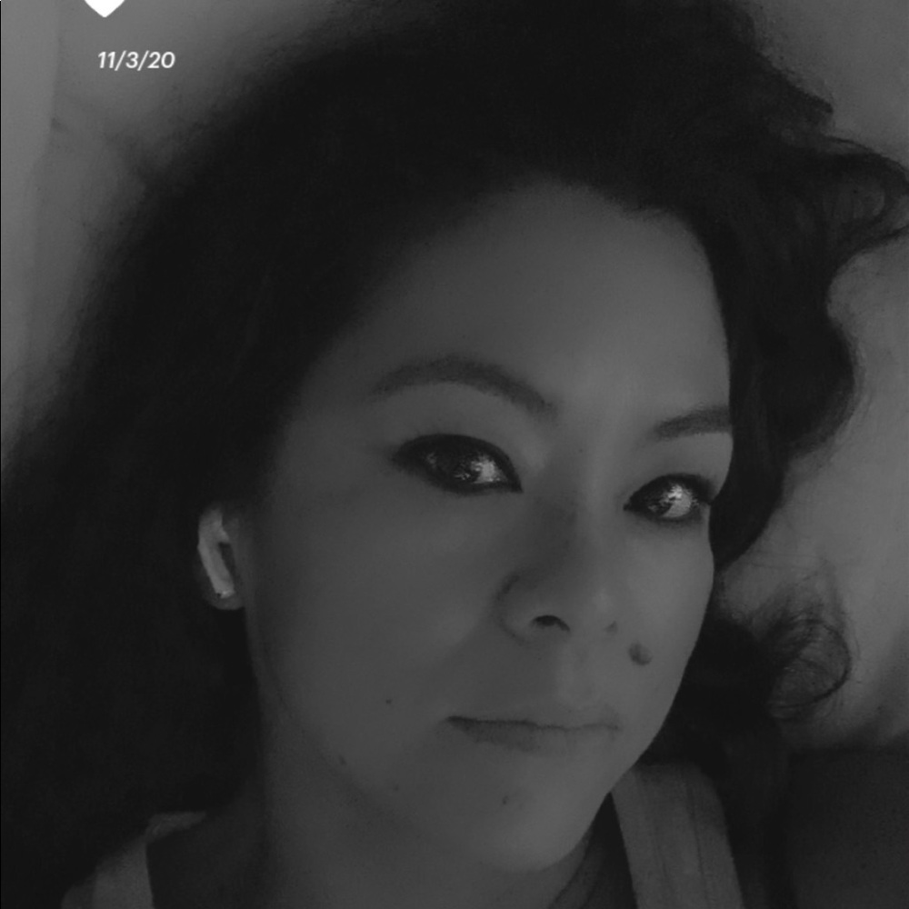 Meet your Posher, Carie